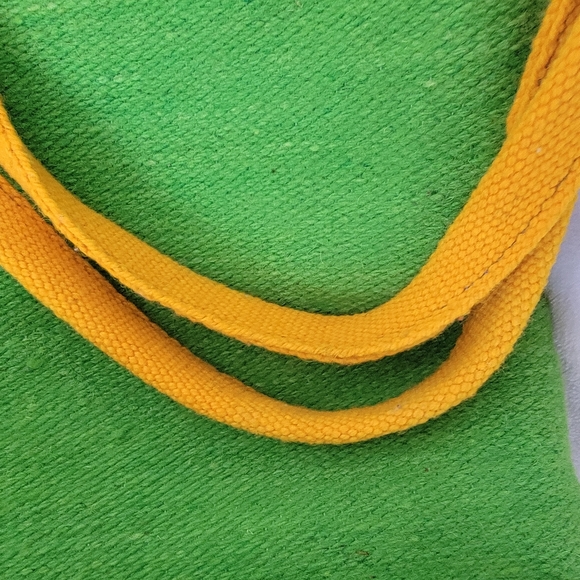 Embroidered wool bag - Picture 13 of 13